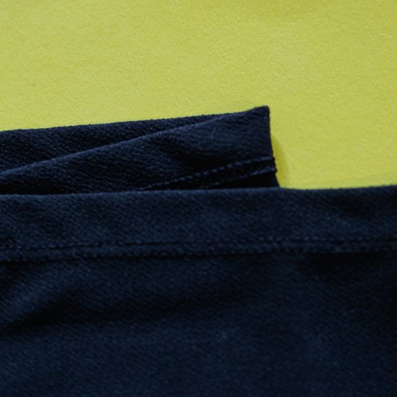 Banana Republic Black Sleeveless Top - Picture 5 of 7